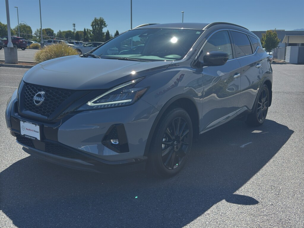 2023 Nissan Murano SV photo 3