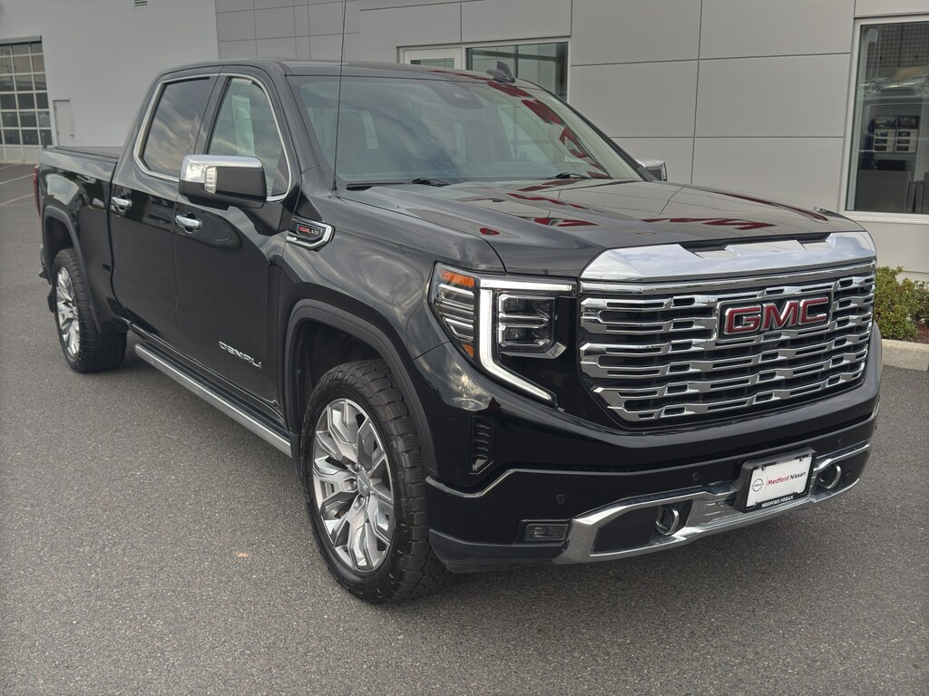 2023 Gmc Sierra Denali photo 2