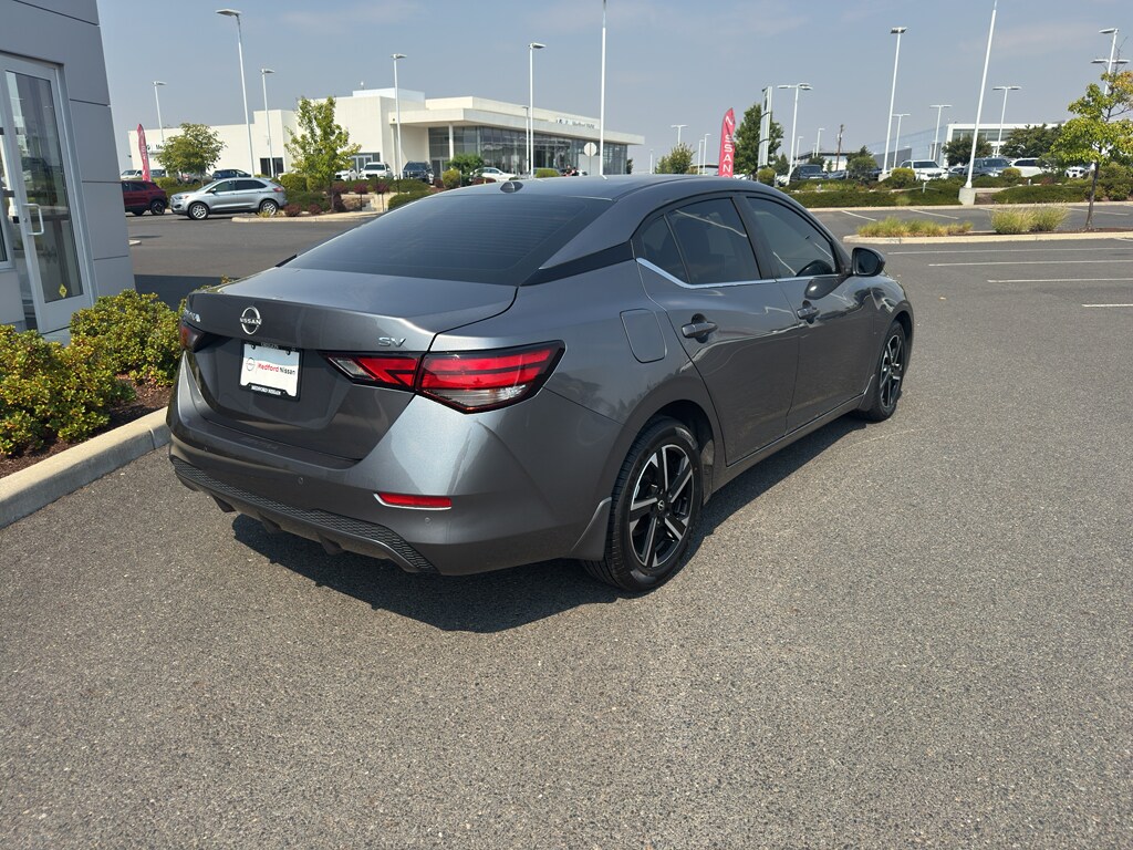 2024 Nissan Sentra SV photo 4