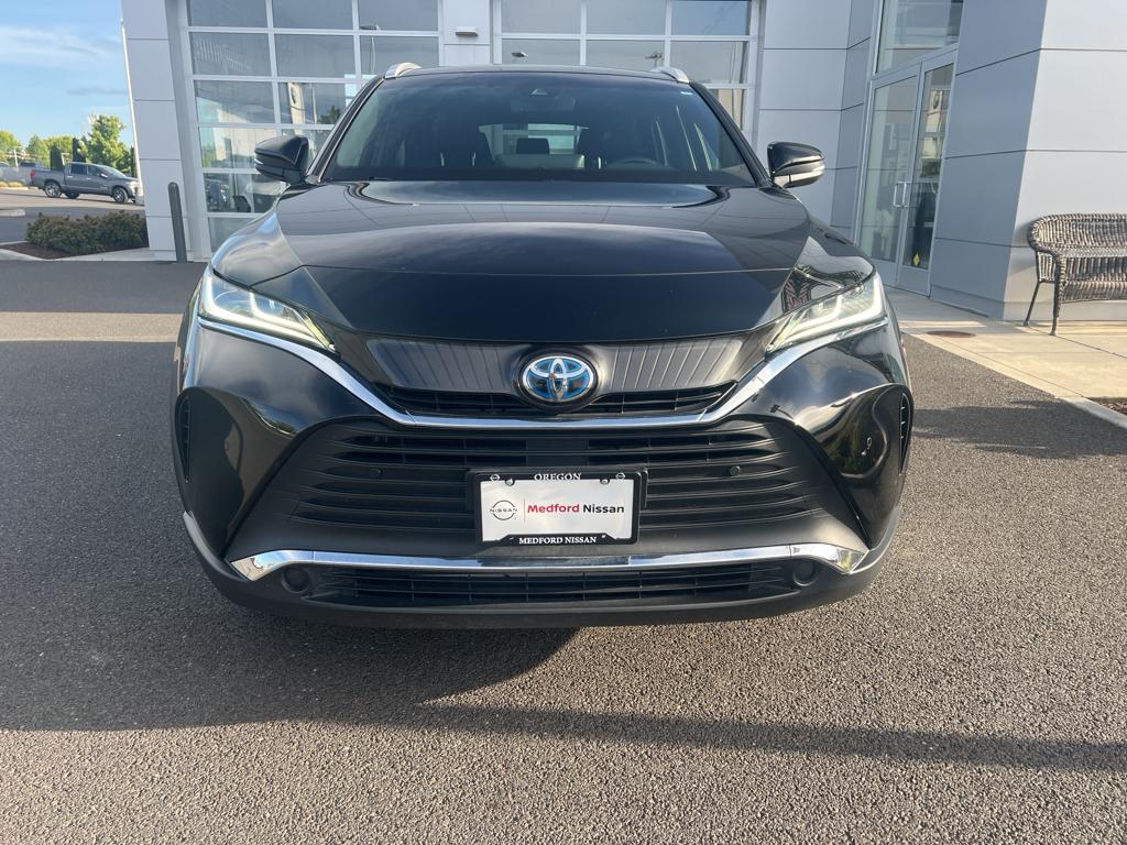 Used 2021 Toyota Venza XLE with VIN JTEAAAAH5MJ000812 for sale in Medford, OR