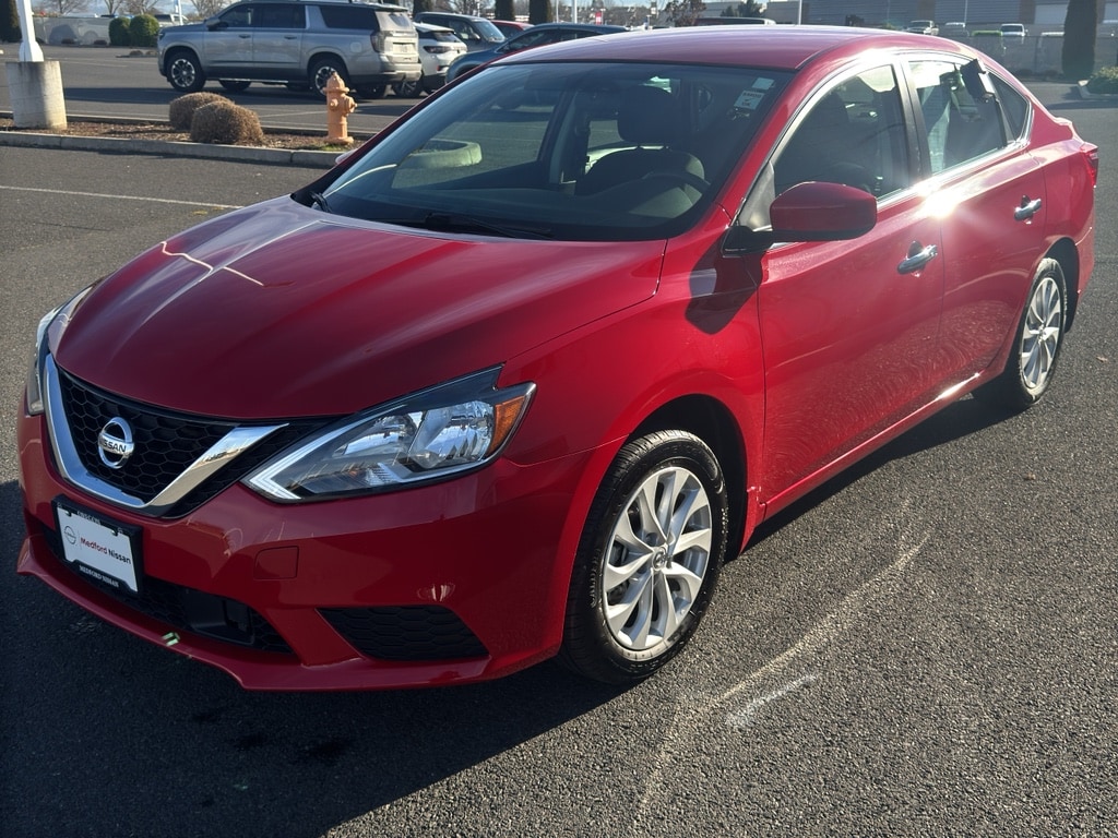 2019 Nissan Sentra SV photo 3