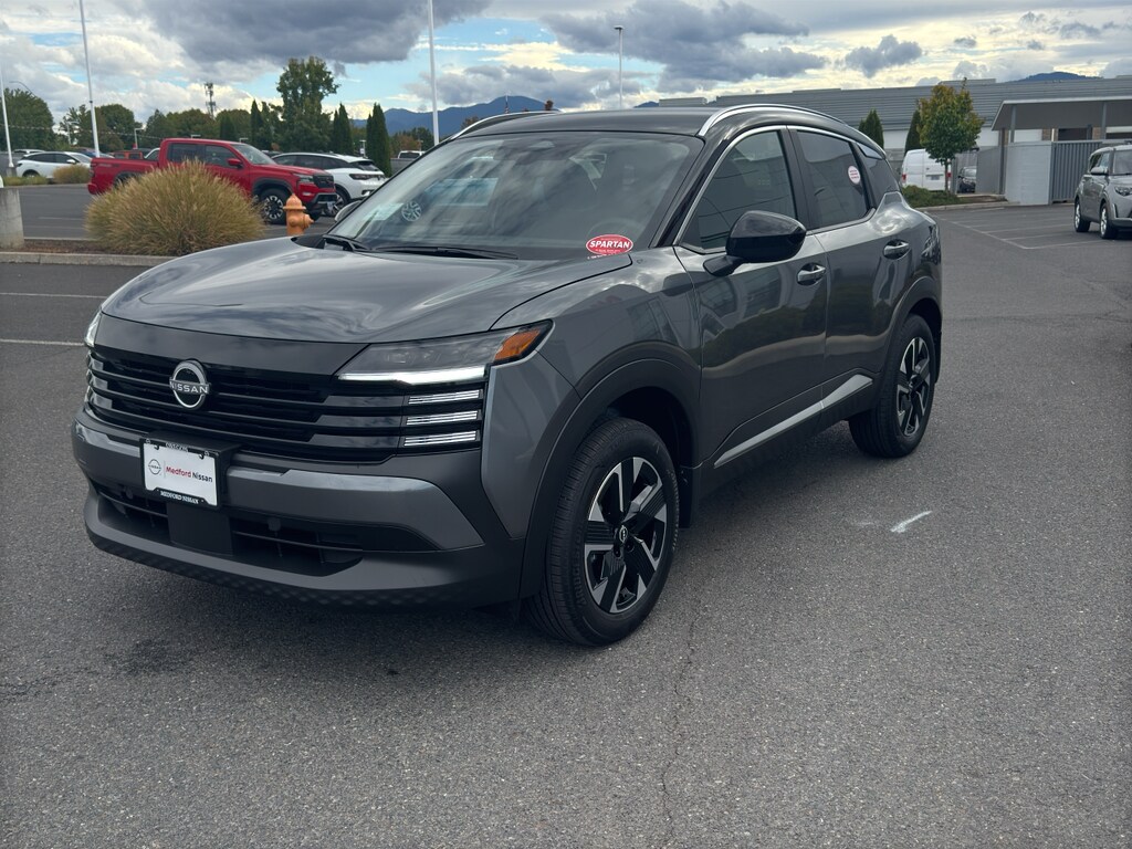 2026 Nissan Kicks SV photo 3