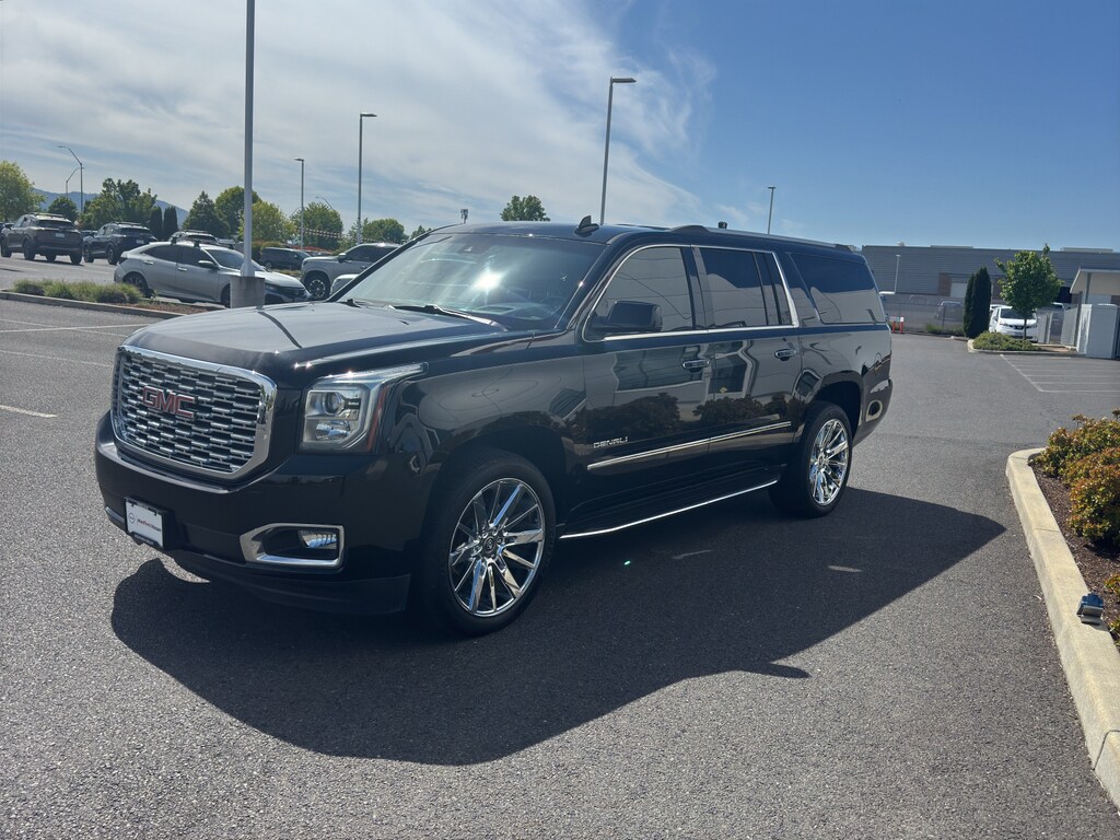Used 2018 GMC Yukon XL Denali SUV