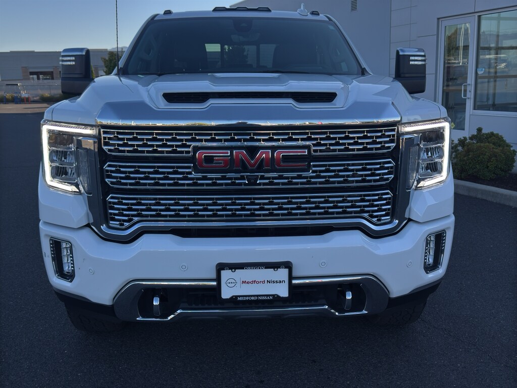 2023 Gmc Sierra 3500 HD Denali photo 3