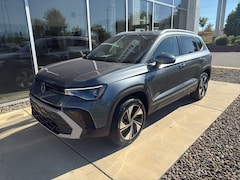 2025 Volkswagen Taos