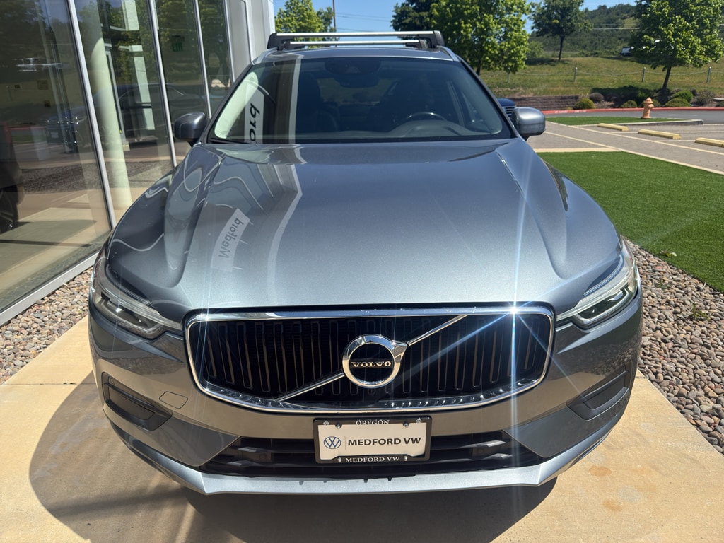 Used 2018 Volvo XC60 Momentum SUV