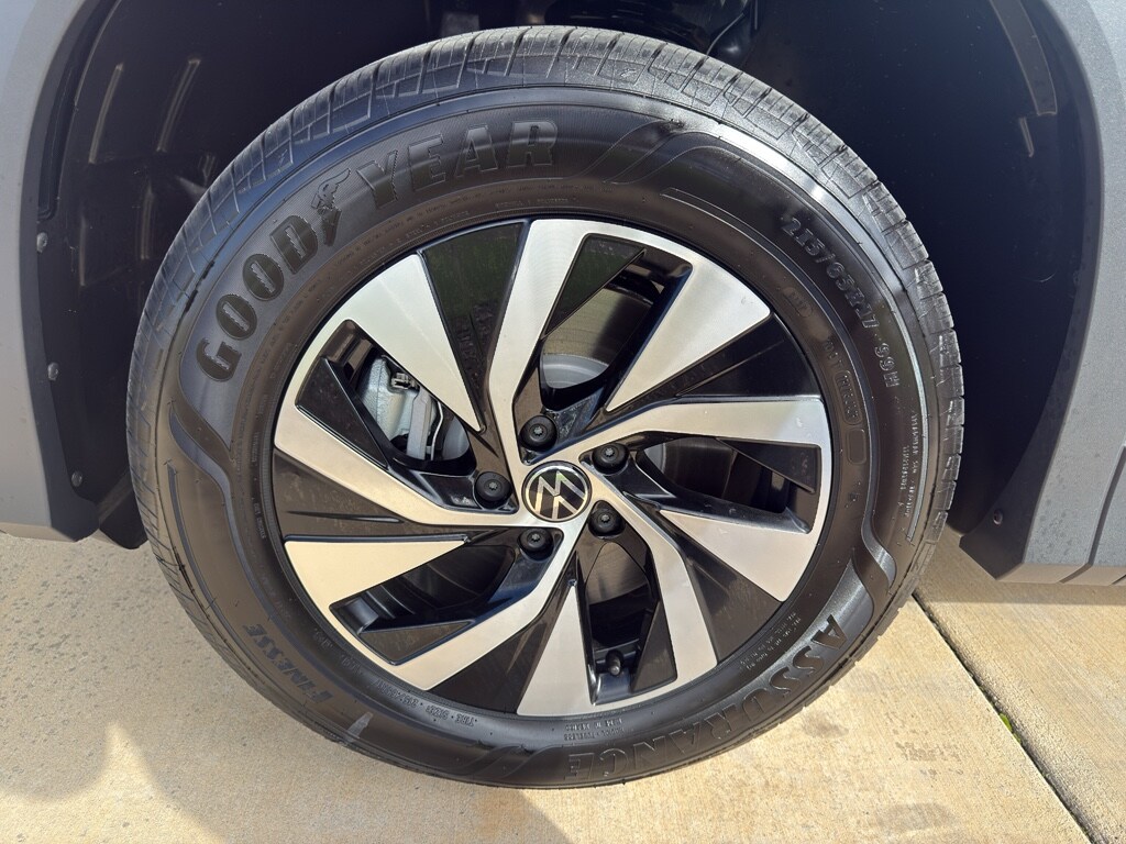2026 Volkswagen Tiguan S - Photo 16