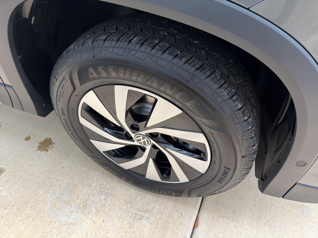 2026 Volkswagen Tiguan S - Photo 11