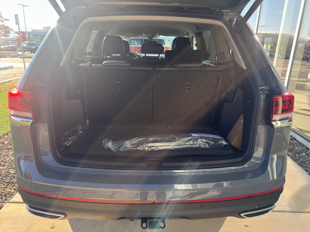 2026 Volkswagen Atlas SE w/Tech - Photo 15