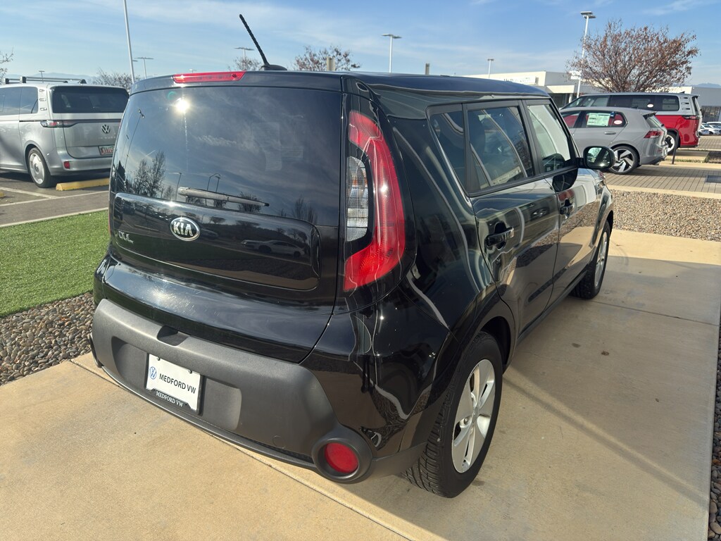 2016 Kia Soul Base photo 4