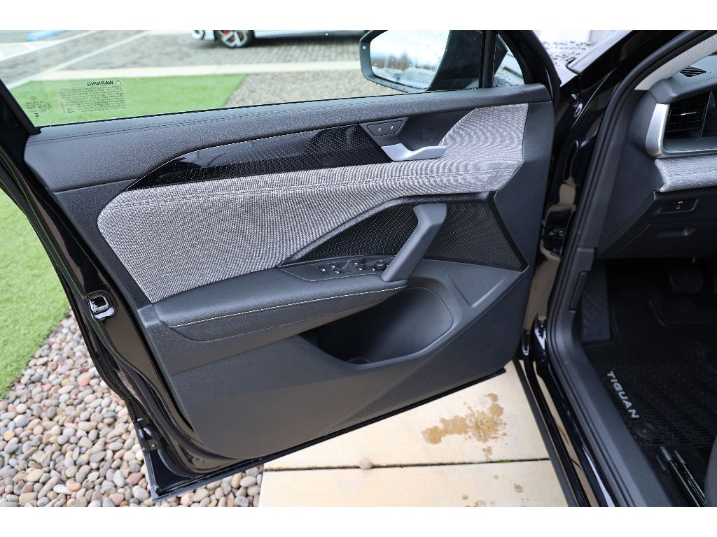 2026 Volkswagen Tiguan S - Photo 10