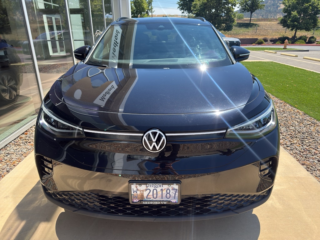 Used 2023 Volkswagen ID.4 PRO with VIN 1V2CMPE80PC042944 for sale in Medford, OR