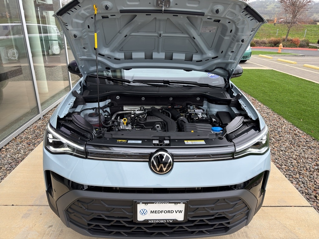 2026 Volkswagen Taos SE Black - Photo 13