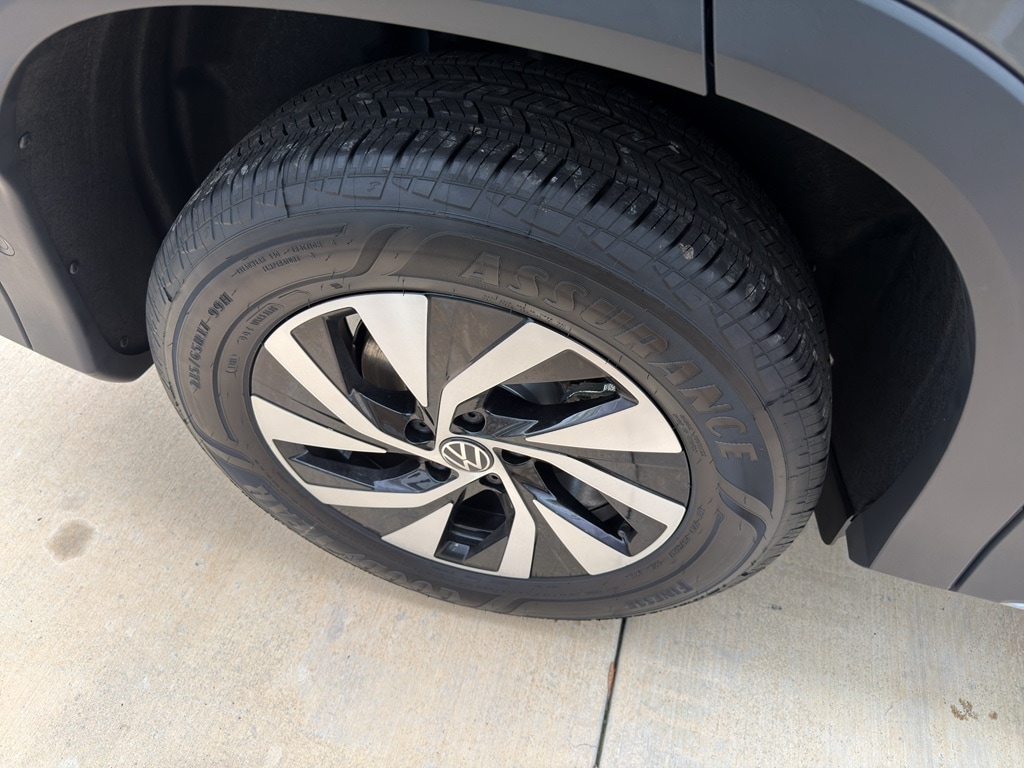 2026 Volkswagen Tiguan S - Photo 12