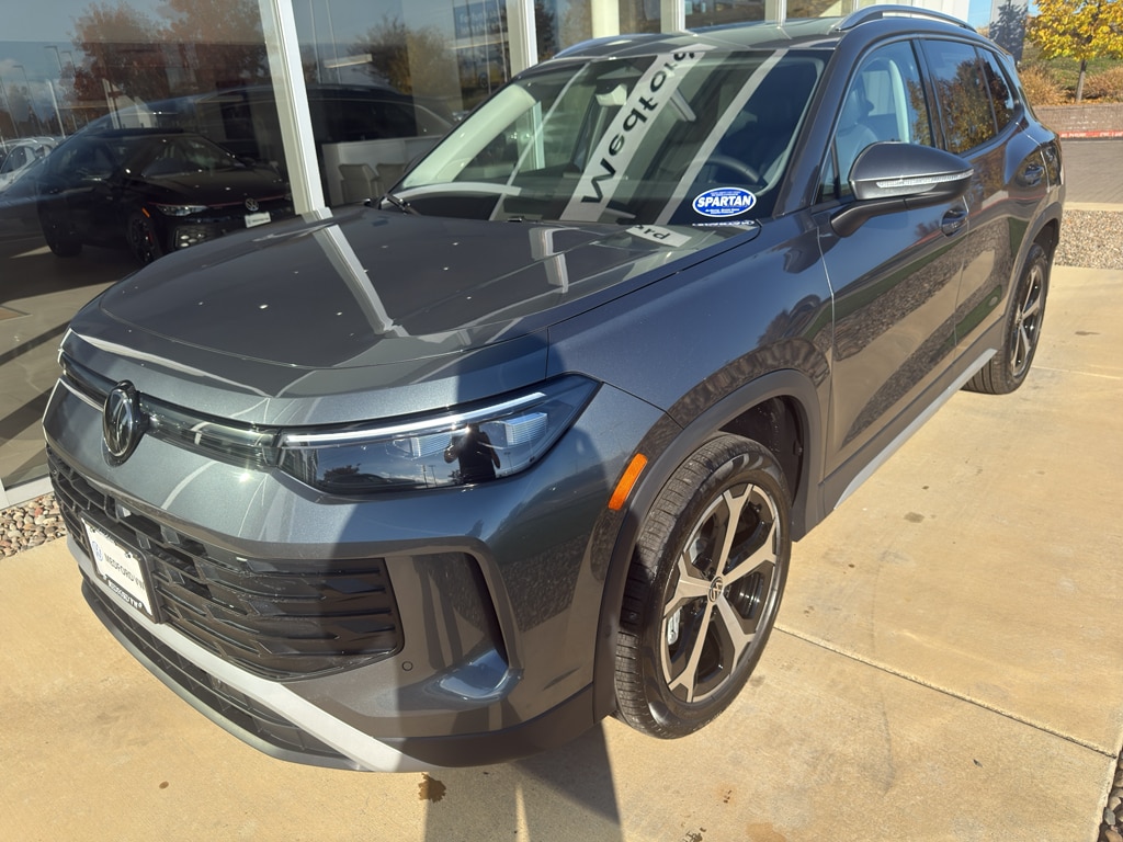 New 2026 Volkswagen Tiguan SE SUV