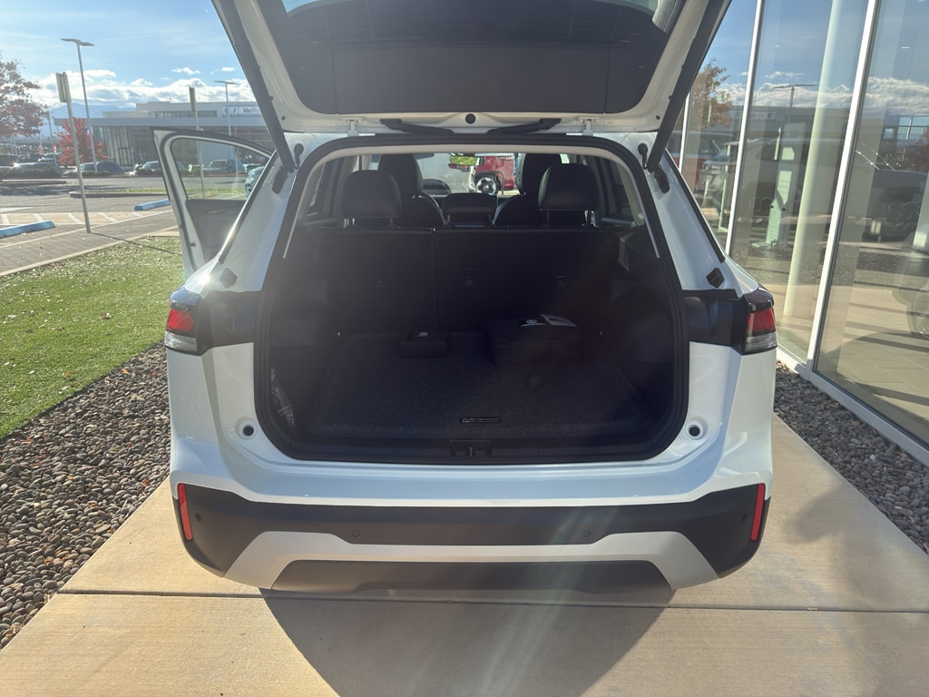 2026 Volkswagen Tiguan SE - Photo 14