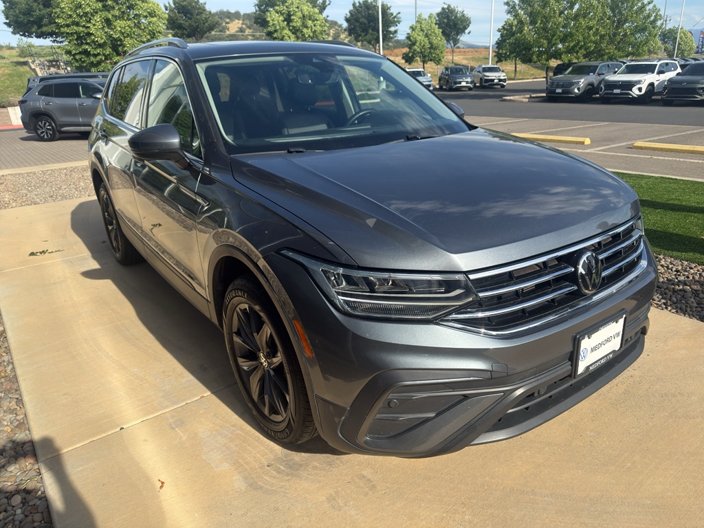 Used 2022 Volkswagen Tiguan SE SUV