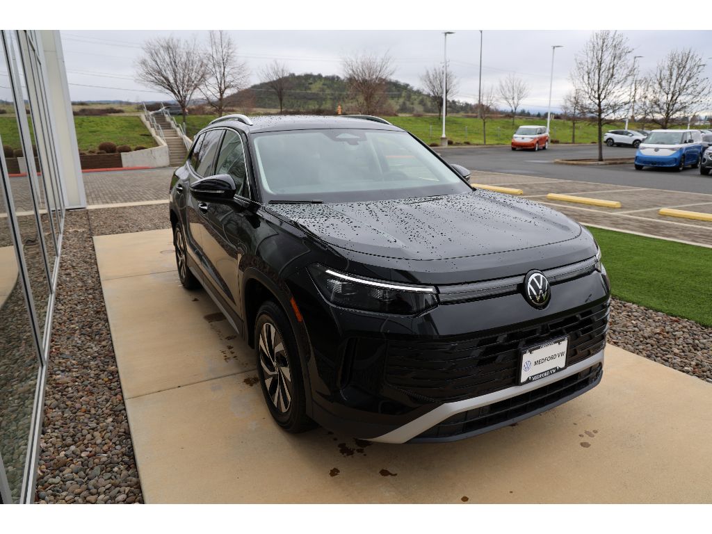 2026 Volkswagen Tiguan S - Photo 3