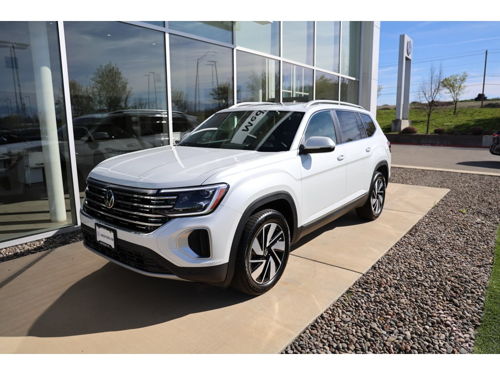 2026 Volkswagen Atlas 2.0T SEL 4MOTION's photo