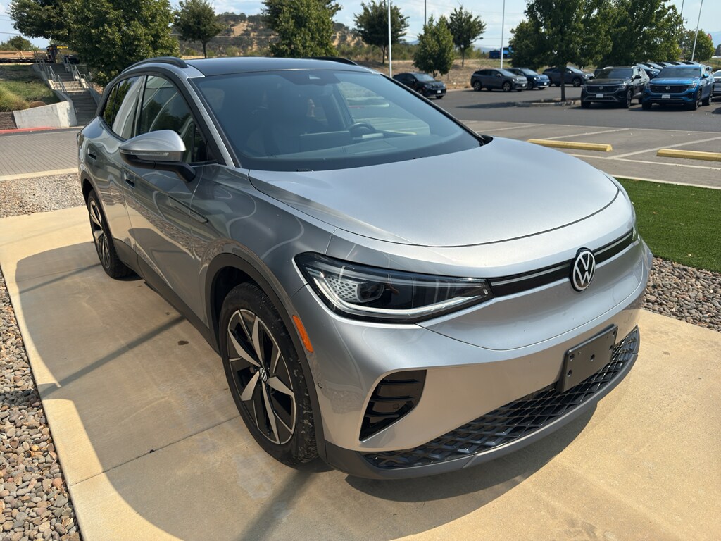 2023 Volkswagen ID.4 Pro S photo 3