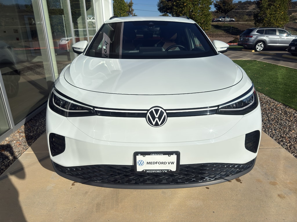 Used 2023 Volkswagen ID.4 PRO with VIN 1V2DNPE87PC051481 for sale in Medford, OR