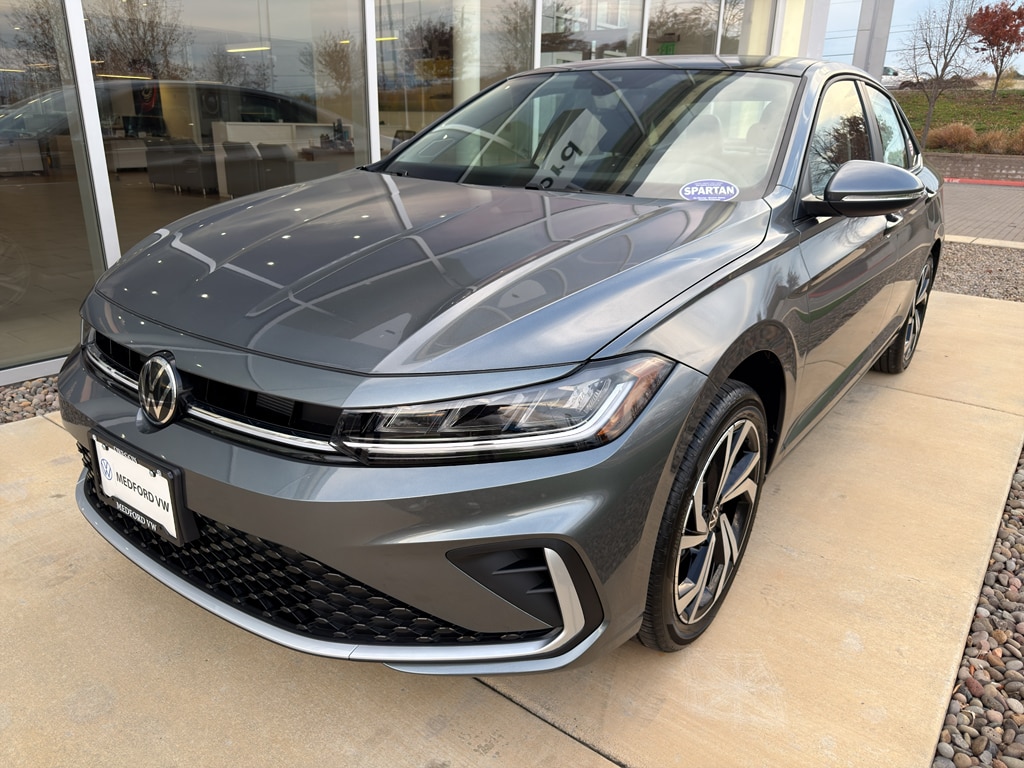 2026 Volkswagen Jetta SEL's photo