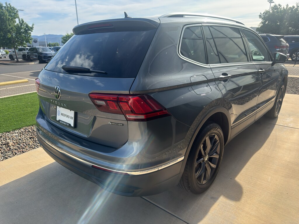 Used 2022 Volkswagen Tiguan SE SUV