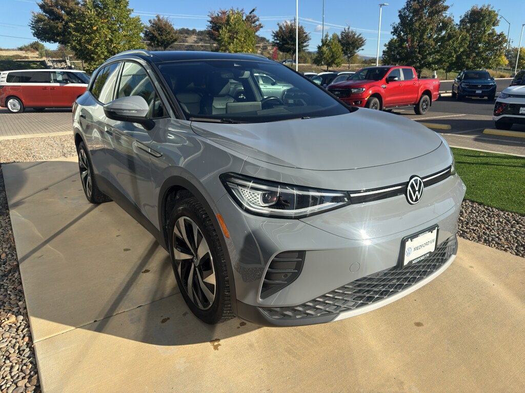 2022 Volkswagen ID.4 Pro S photo 3