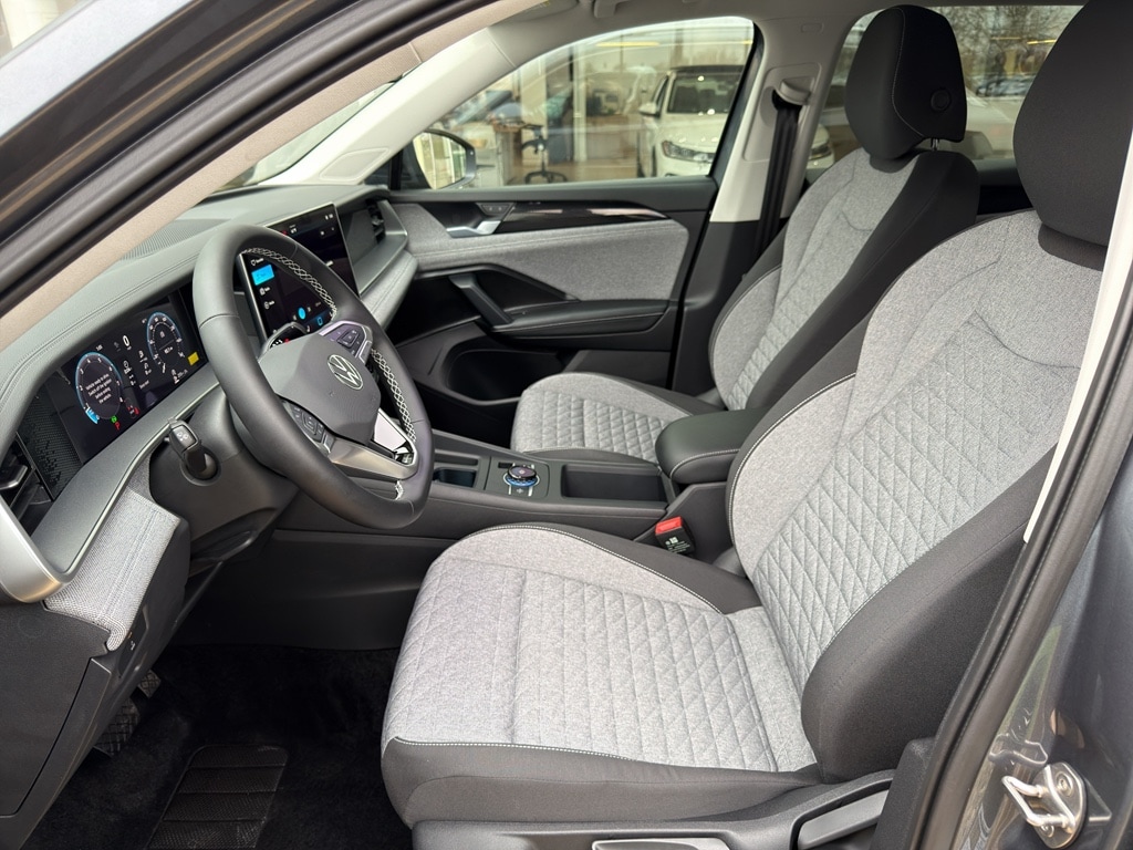 2026 Volkswagen Tiguan S - Photo 18