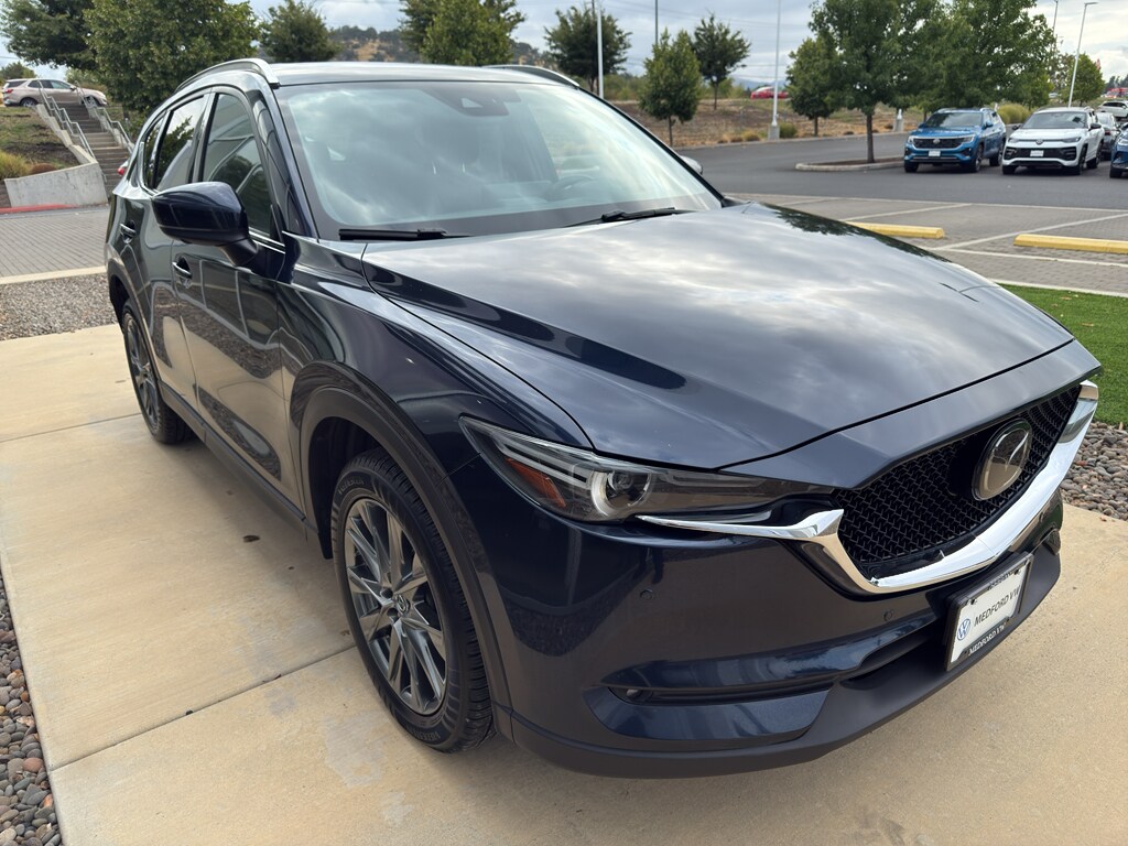 2021 Mazda CX-5 Signature photo 3