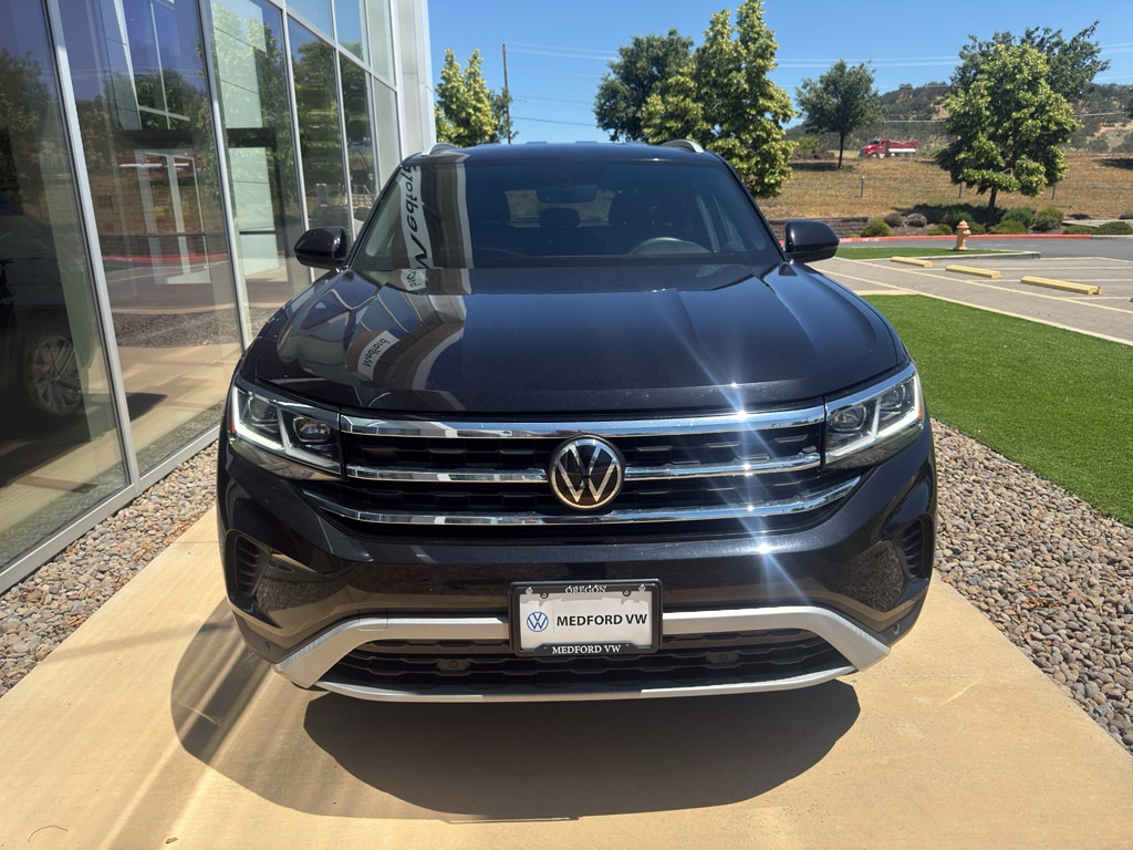 Used 2022 Volkswagen Atlas Cross Sport 3.6L V6 SE w/Technology SUV