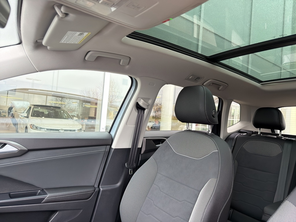 2026 Volkswagen Taos SE Black - Photo 20