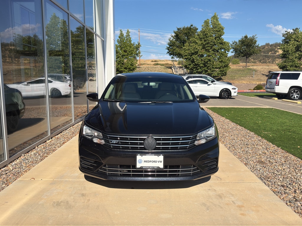 1VWDT7A30HC055291