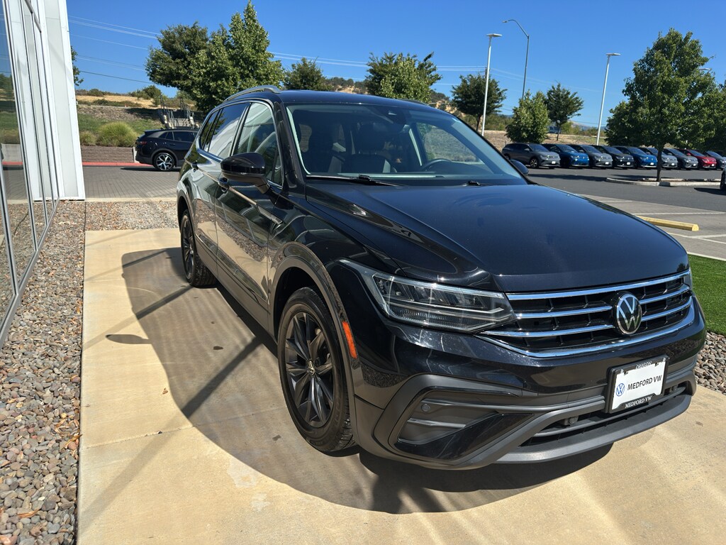 2022 Volkswagen Tiguan SE photo 4