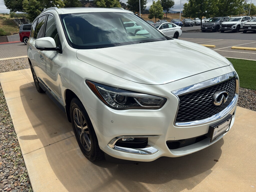 Used 2018 INFINITI QX60 Base SUV