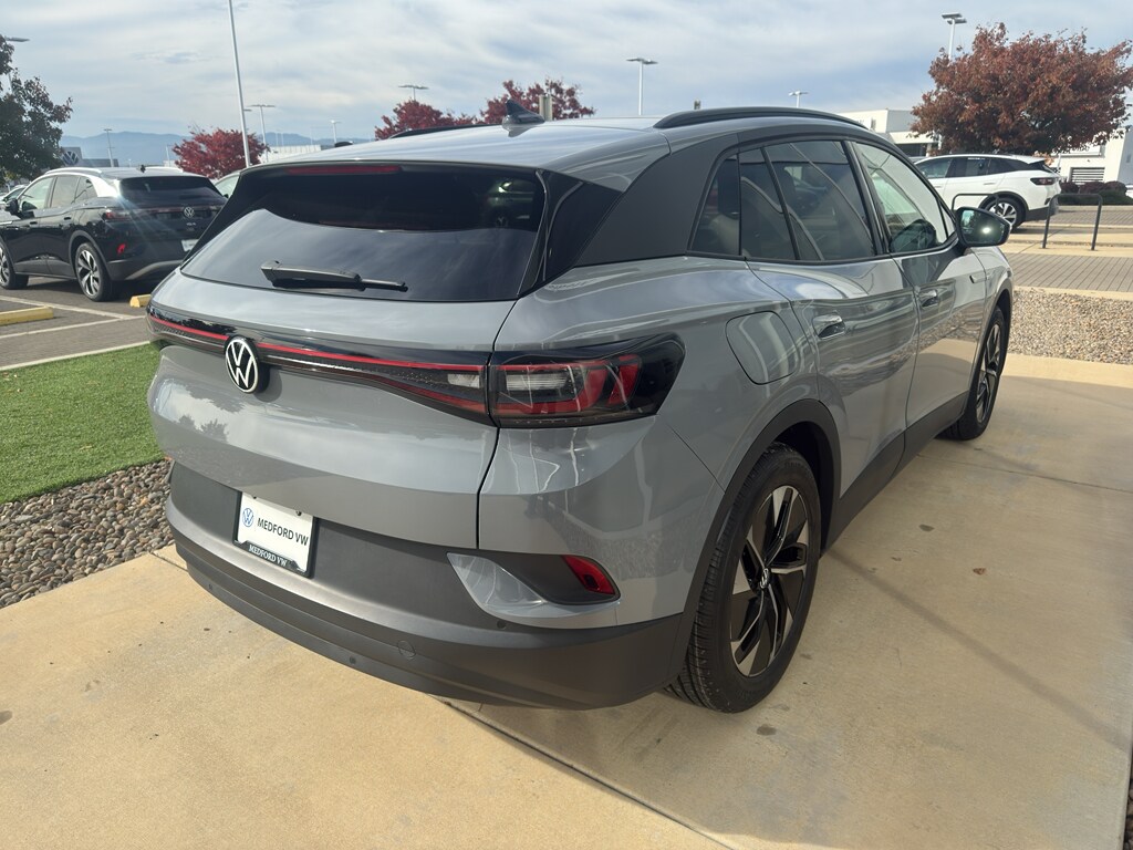 2022 Volkswagen ID.4 Pro S photo 4