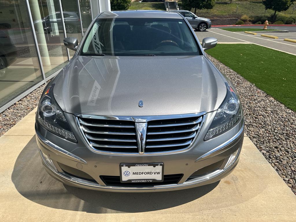 Used 2013 Hyundai Equus Signature with VIN KMHGH4JH9DU064373 for sale in Medford, OR