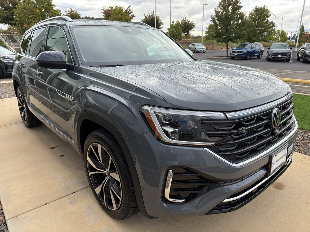 New 2026 Volkswagen Atlas 2.0T SEL Premium R-Line SUV