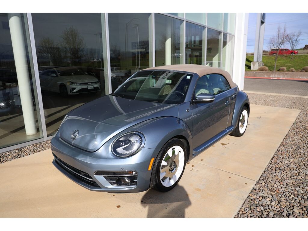 Used 2019 Volkswagen Beetle Convertible Final Edition SEL Convertible