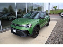 2026 Volkswagen Taos SE Black