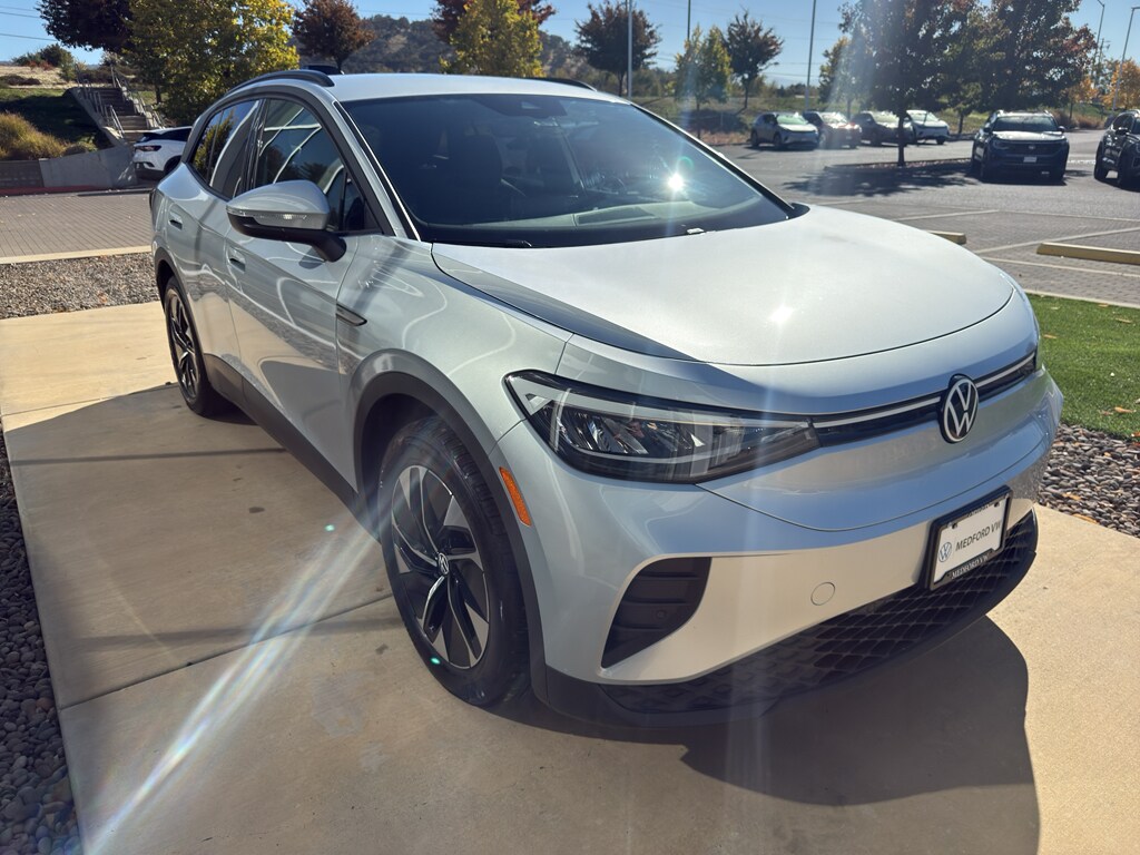 2022 Volkswagen ID.4 Pro photo 3