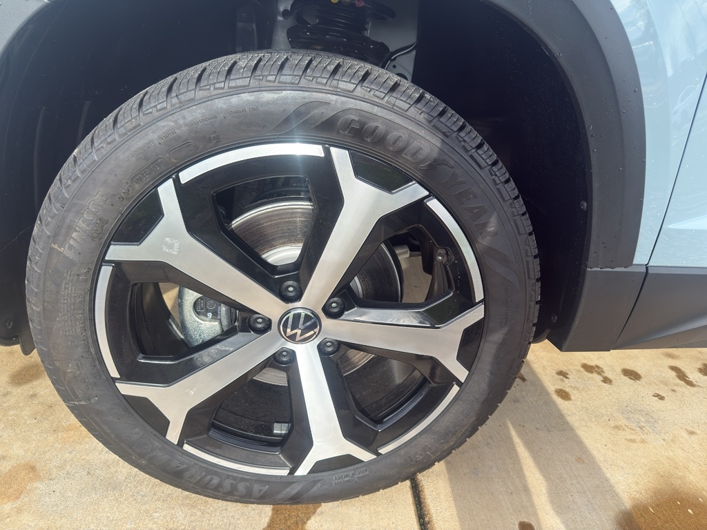 2026 Volkswagen Taos SEL - Photo 18