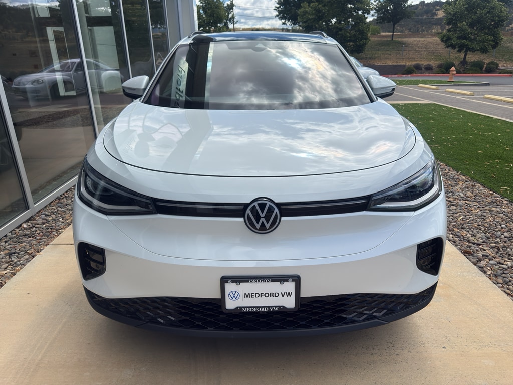 Used 2023 Volkswagen ID.4 PRO S with VIN 1V2WNPE89PC034142 for sale in Medford, OR