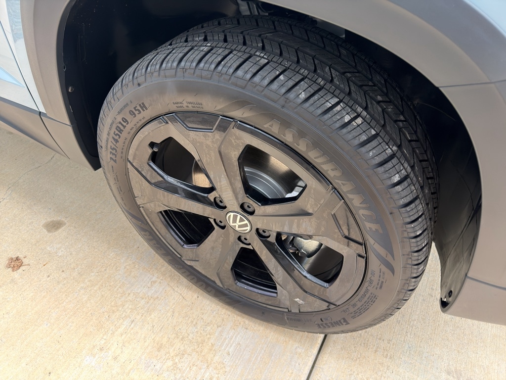 2026 Volkswagen Taos SE Black - Photo 11