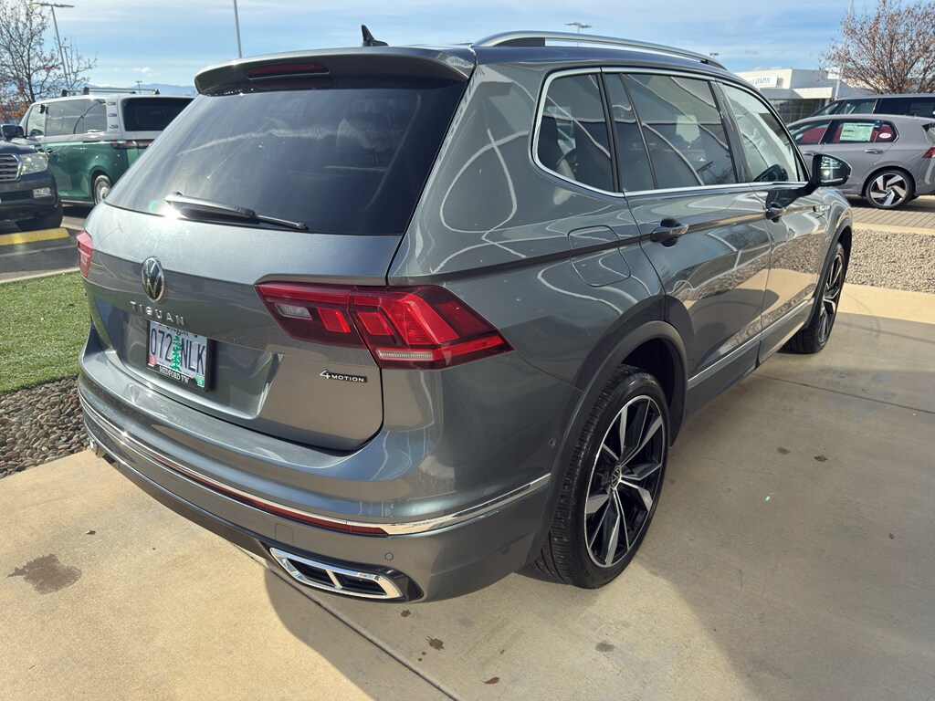 2022 Volkswagen Tiguan SEL Premium R-Line photo 4