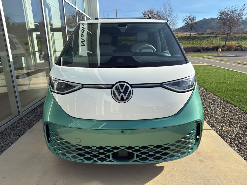 Used 2025 Volkswagen ID. Buzz 1st Edition with VIN WVG6YVEBXSH019813 for sale in Medford, OR