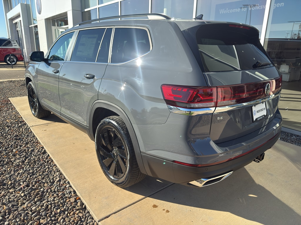 2026 Volkswagen Atlas SE w/Tech - Photo 6