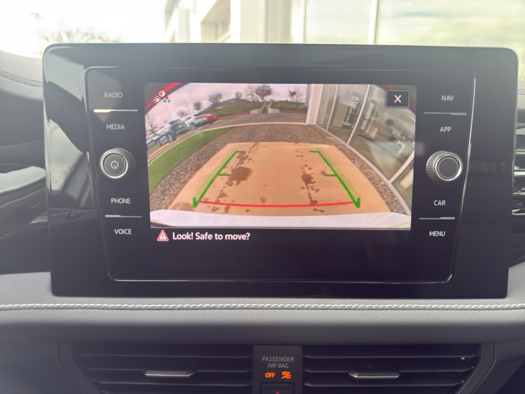 2026 Volkswagen Jetta SEL - Photo 11