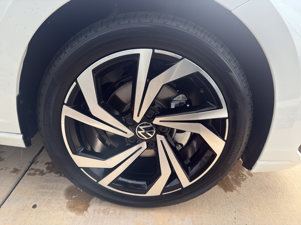 2026 Volkswagen Jetta SEL - Photo 18