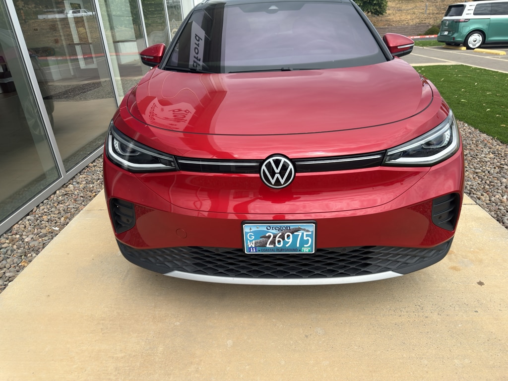 Used 2022 Volkswagen ID.4 PRO S with VIN WVGUNPE24NP057186 for sale in Medford, OR
